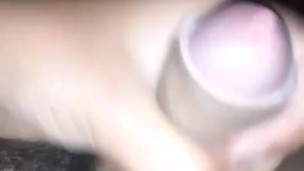 Estoy caliente y me masturbo parte 1