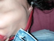 Jugando a saborear mi polla - Puta chupa rico la punta