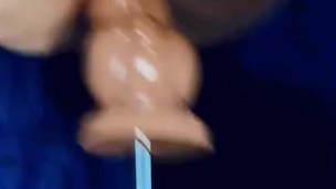 Fuck machine+bad dragon = gaping pussy