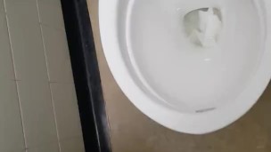 DESPERATE morning piss 💦