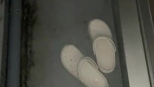 全裸にバスタオルで外出てみる