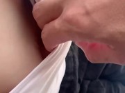 胸チラ★海でまったりとおっぱいをいじくり回す◆乳首を刺激してたらコリコリに勃起してきた★