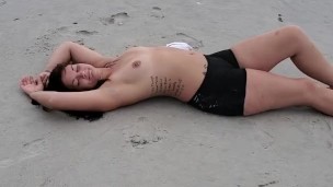 stepdaughter topless at the beach