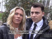 DEBT4k Große Schulden sind der Grund, warum das Mädchen in Gegenwart des Bräutigams gefickt wird 4/16