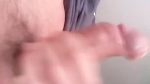 Chico colombiano con una gran polla 