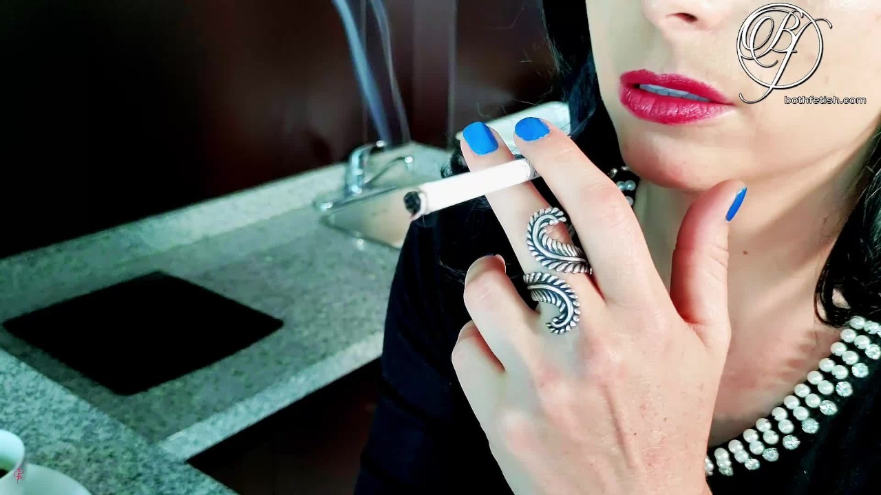 Bummed a smoke from the MILF secretary, upskirt voyeur at the office - Free Sex Video - RedTube