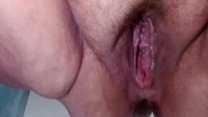 BBW oozes cum as she births XXL Kong