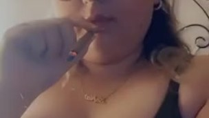 CUM smoke with me 😘💨