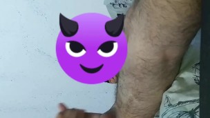 Masturbándome hasta correrme 