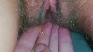 Hairy Pussy pissing into the palm of your hand - Angel Fowler 