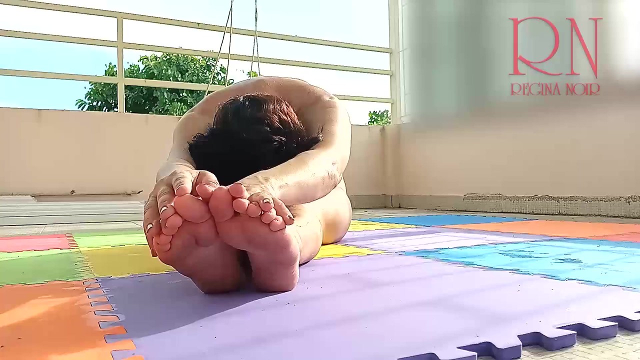 Nackt-Yoga Nackt-Gymnastik Nackt-Yoga teil1 - RedTube