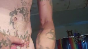 A quick cumshot for the curious 😉