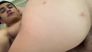 Bubble butt MILF rides till creampie 