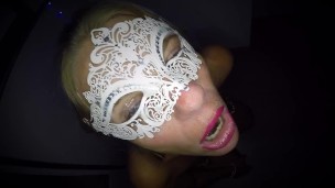 Dutch facial huge cumshot in both eyes and swallows it all