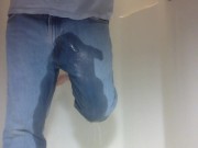 Pissing Jeans running from the garden 10/16