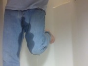 Pissing Jeans running from the garden 6/16