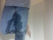 Pissing Jeans running from the garden 8/16