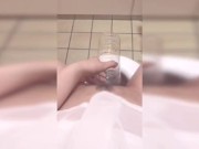 性癖公開！【ペットボトルにおしっこを..失敗編】おしがま　放尿　トイレ 10/16