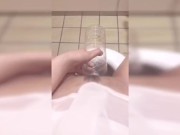 性癖公開！【ペットボトルにおしっこを..失敗編】おしがま　放尿　トイレ 11/16