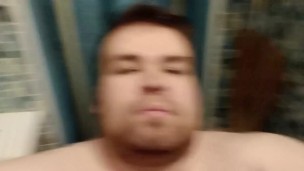 Артем сам себе дрочит ногами кончает на ступни лижет ноги self suck autofellatio self footjob