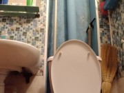 Артем сам себе дрочит ногами кончает на ступни лижет ноги self suck autofellatio self footjob