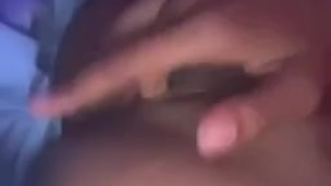 18-year-old teen fingering herself