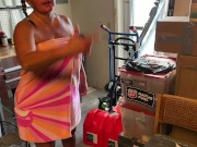 Sexy Joy Pays the Yard Guy with her Pussy 1/16