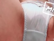 【公開おもらし】M字開脚で我慢限界突破放尿[Peeing] spread legs, break through the patience limit Pissing on panty 14/16