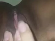 Gozando gostoso na cama 13/16