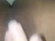 Gozando gostoso na cama 7/16