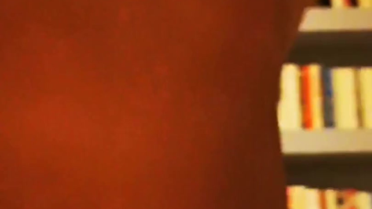 la copine de mon pote prend ca douche pendants qu'il - Free Sex Video - RedTube