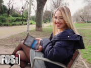 Mofos – Selvaggia Finds Her Adventurous Side And Gives Erik Everhard’s A Blowjob In Public 1/16