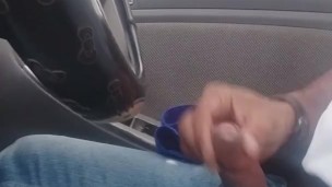 En el carro