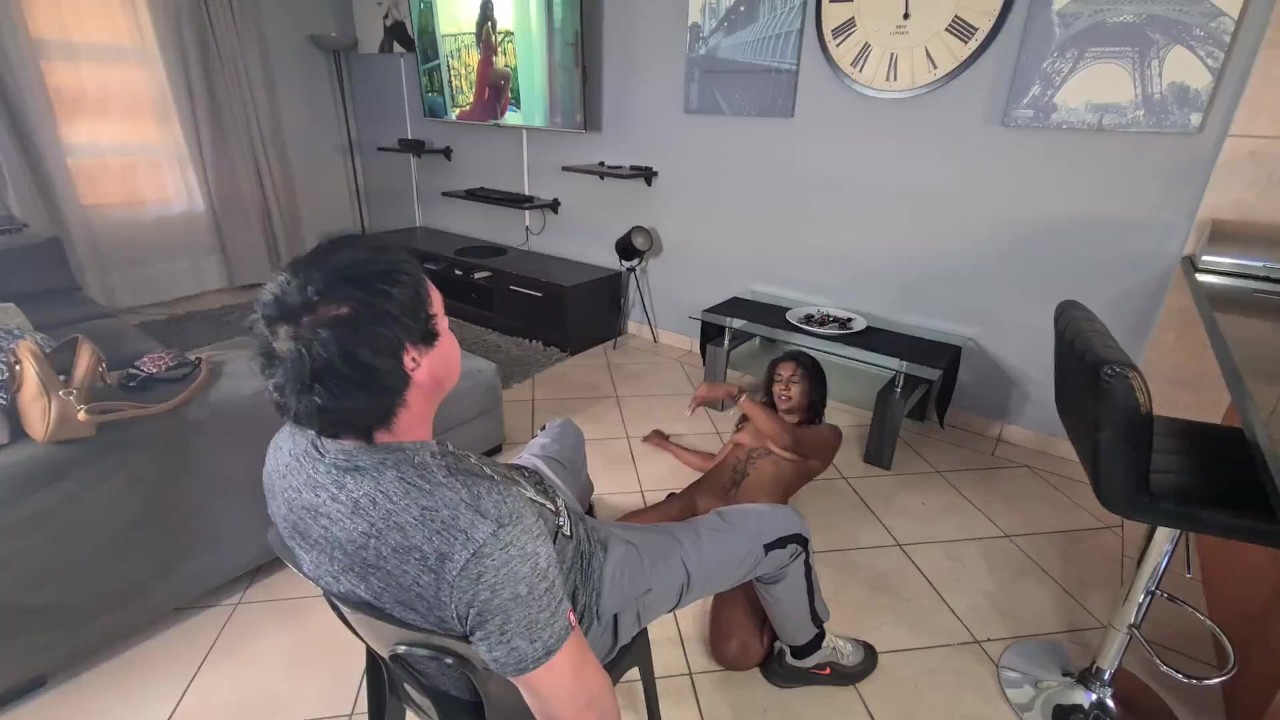 Desi slut strip tease lap dance - Free Sex Video - RedTube