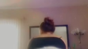 Dancing and shaking my Phat ass 