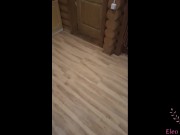 Застал соседку голой и возбужденной в туалете, как такую не выебать и залить лицо спермой!!! 1/16