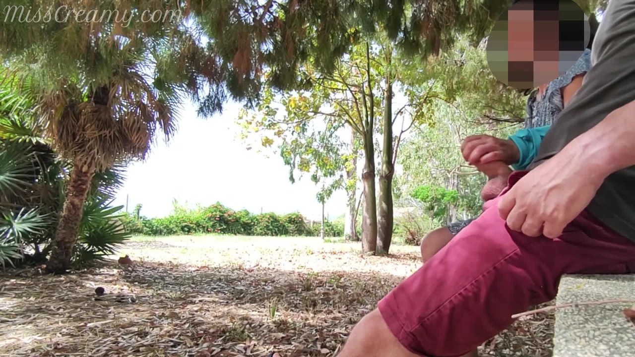 I pull out my cock in front of a girl in the public park and she ...
