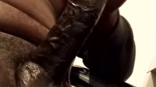 Watch BBC Daddy stroke his BIG DICK