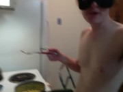 Mac 'n' Cheese! Good Stoner Food ~ Naked in the Kitchen Episode 29 16/16