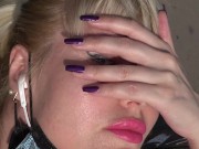 PUBLIC ON A BENCH. A SUNNY DAY A CUTE PUSSY 14/16