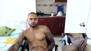 Crszy boner on a black dude while doing home office CHATURBATE INDIGODUDE