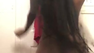 Ass twerking