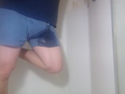 Early monday morning pissing in the burbs 6/16