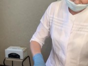 A man came unexpectedly during waxing, almost got on the master's robe 15/16