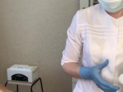 A man came unexpectedly during waxing, almost got on the master's robe 7/16