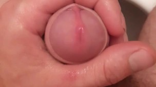 Pissing and teasing myself till I cum