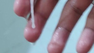 cumshot in the bathtub (1:34)