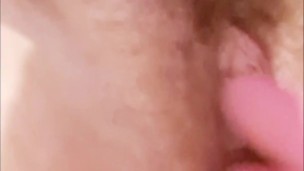 Amateur masturbates while texting on SGJ SecretGermanJodel #cubiecutie - short story in Clips