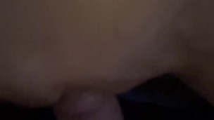 Ma jolie voisine me rejoins pour baiser
