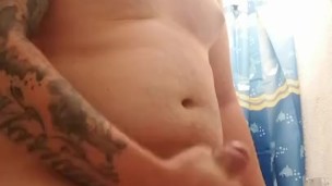 Que rica paja en el baño 